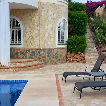 Bougainville Villa